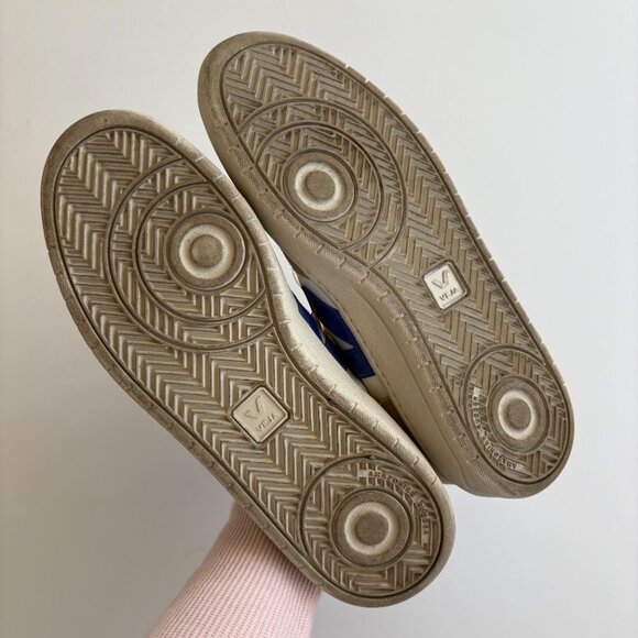 VEJA V-10 Men's Sneakers - Leather White Paros Sahara (EUC) - Picture 3 of 7